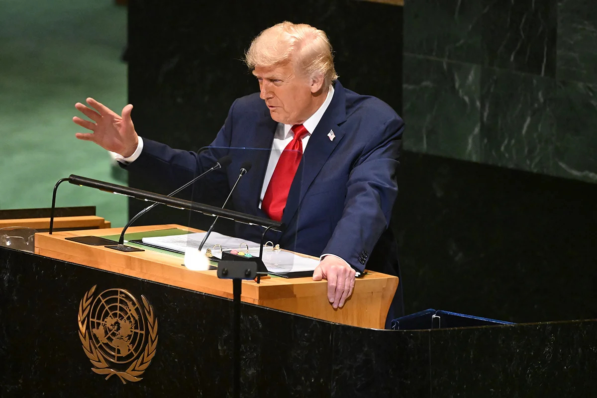 Президент США Дональд Трамп на 80-й сессии Генеральной Ассамблеи ООН, Нью-Йорк, США, 23 сентября 2025 года. Фото: Lucas Coch / EPA