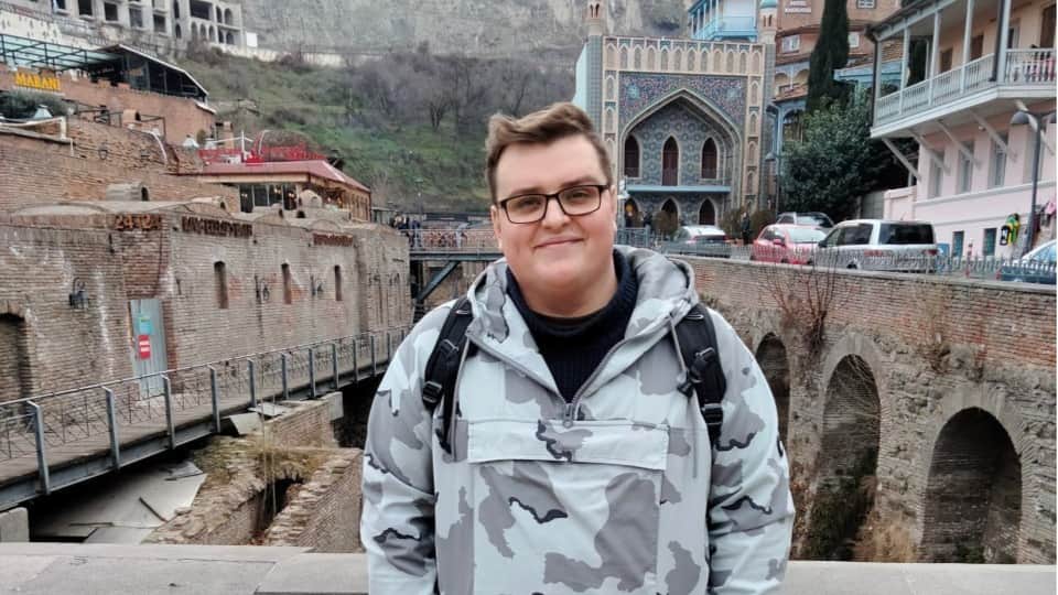 Журналист Илья Данилов вернулся в Грузию. Его задержали в Армении и хотели экстрадировать в РФ