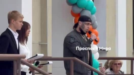Russian veteran tells schoolchildren to study the Kalashnikov rifle ‘so that the whole world speaks Russian’