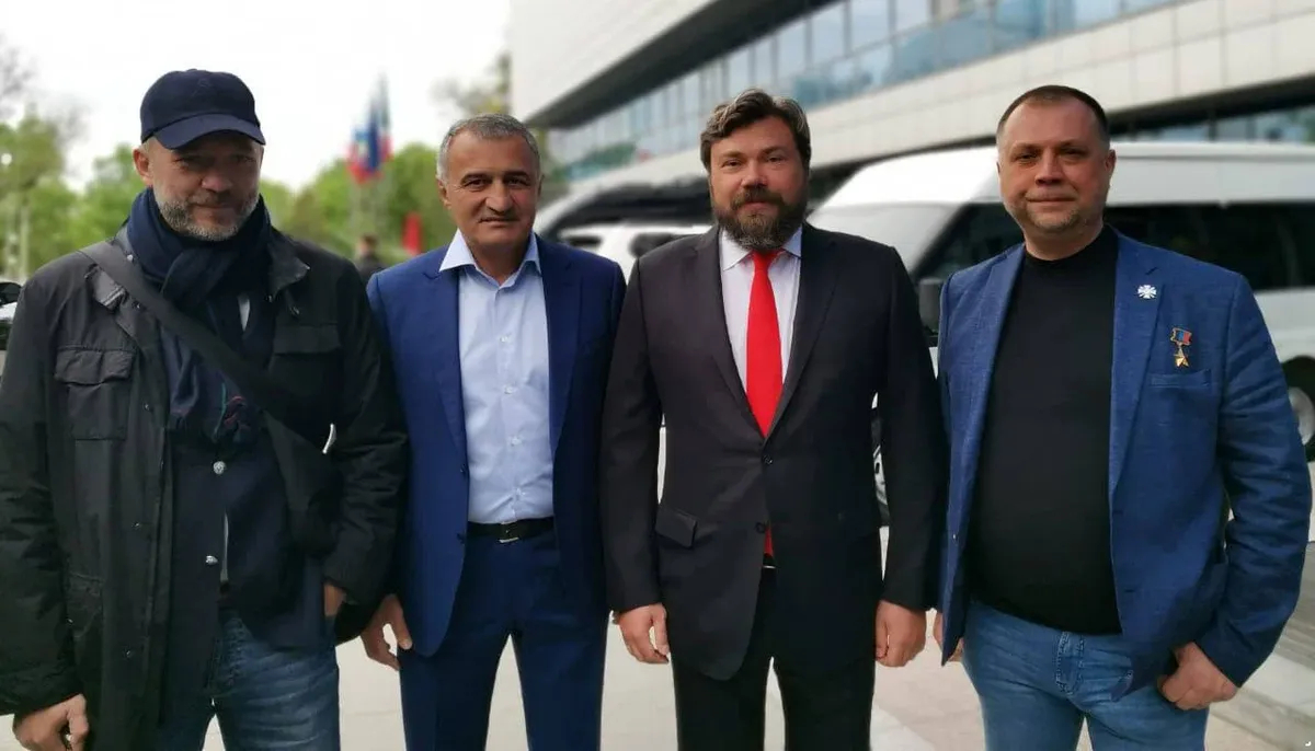 Слева направо: Дмитрий Саблин, Анатолий Бабилов, Константин Малофеев, Александр Бородай. Фото: <a href="https://twitter.com/666_mancer/status/1391659154599723009">Twitter</a>
