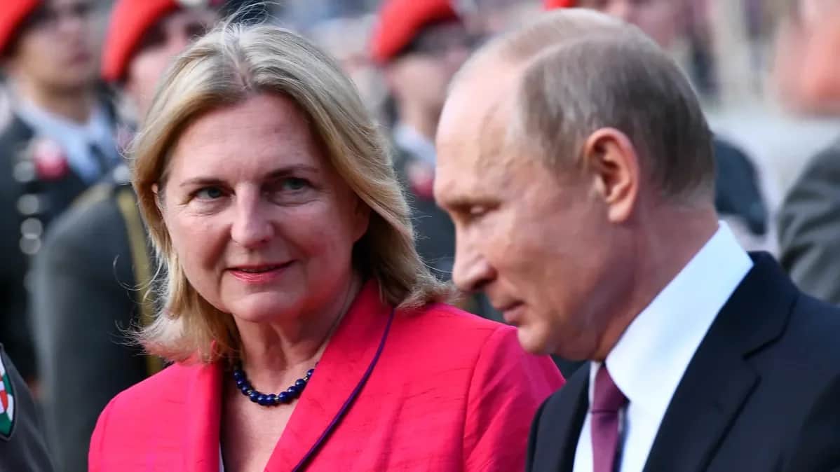 Imperial vagrants